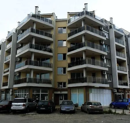 Mercury 3 Two Bedroom Eh Slăntjev Brjag