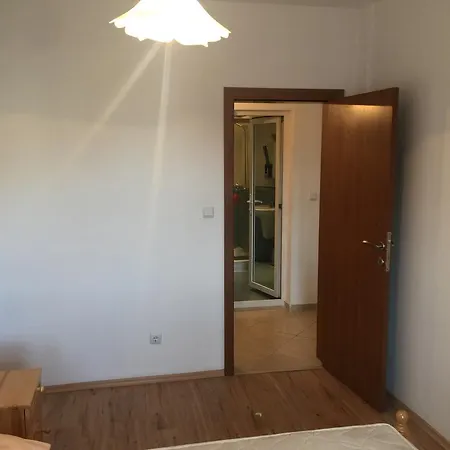 Lägenhet Mercury 3 Two Bedroom Eh Slăntjev Brjag